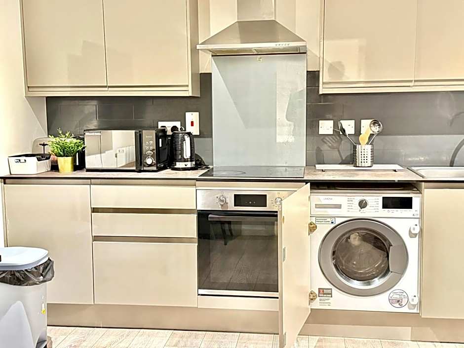Hampton Suites Serviced Apartments