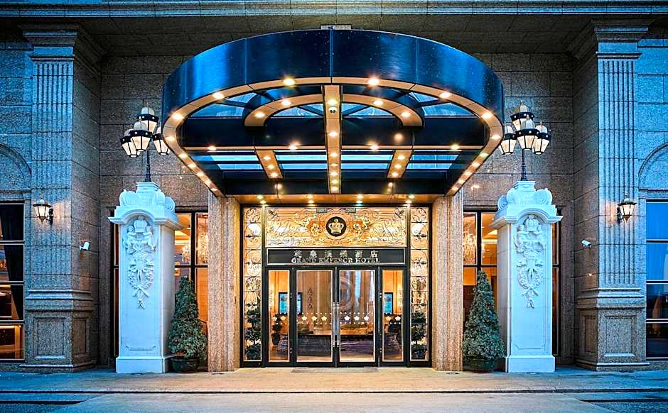 Grand Emperor Hotel