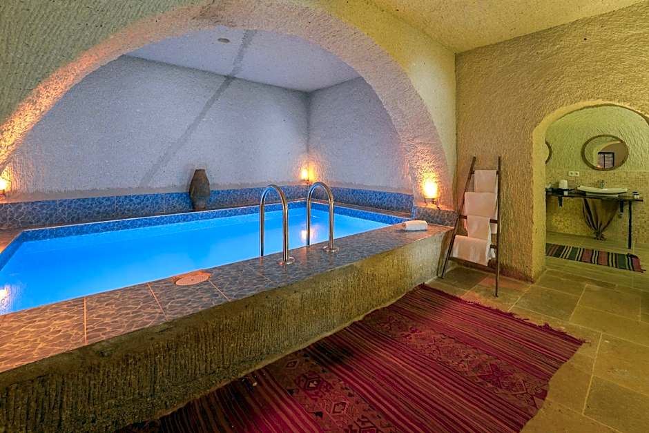My Cave Suites