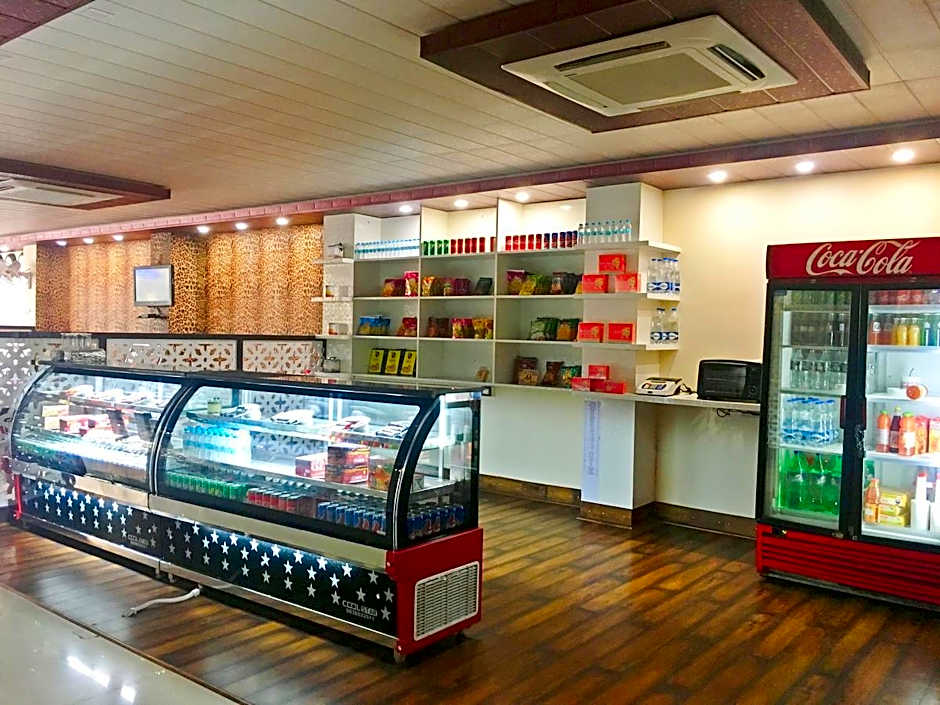 Spring Sky Mughalsarai by ShriGo Hotels