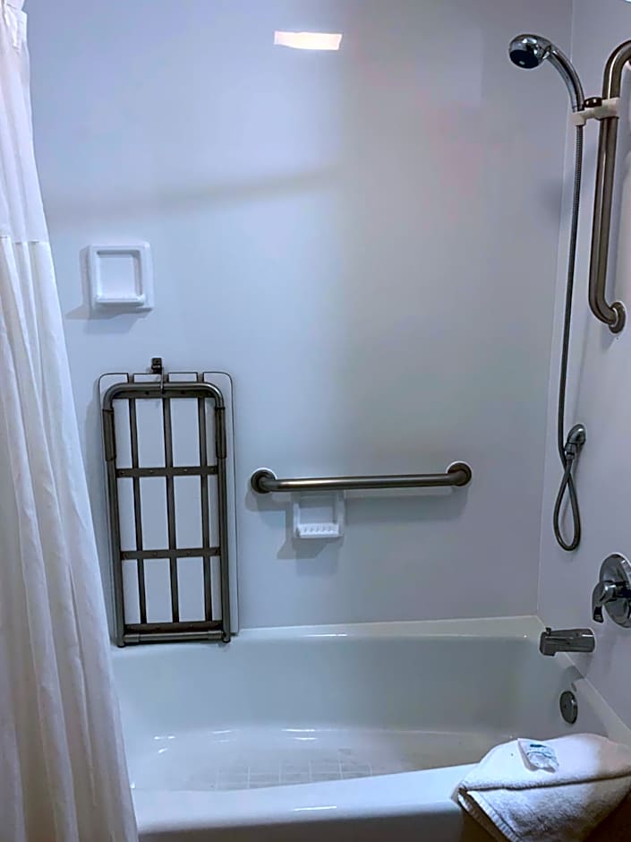 Olive Tree Inn & Suites