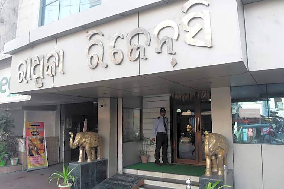 Hotel Radhika Regency