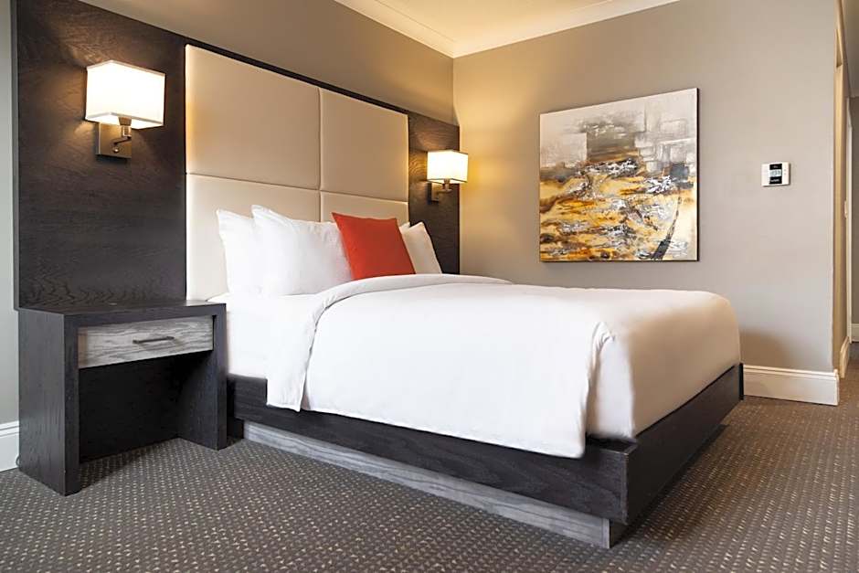 Crowne Plaza Fredericton Lord Beaverbrook By IHG