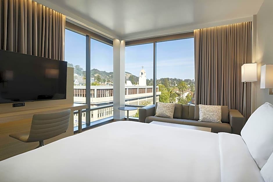 AC Hotel San Rafael Downtown