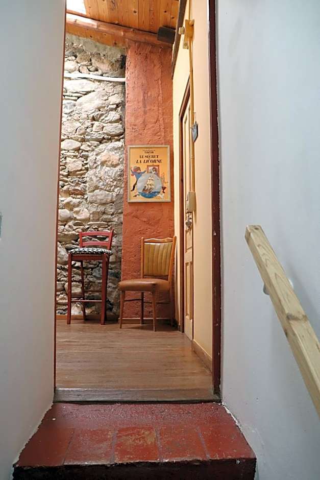 Les Magranes Bed & Breakfast