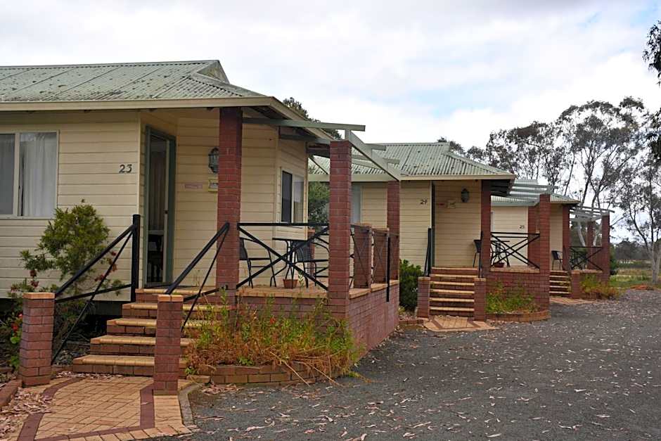 Mount Barker Valley Views Motel & Chalets, Western Australia
