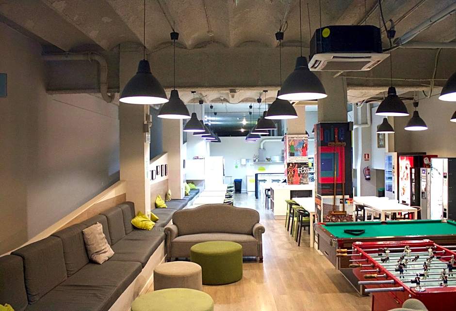 Hola Hostal Eixample