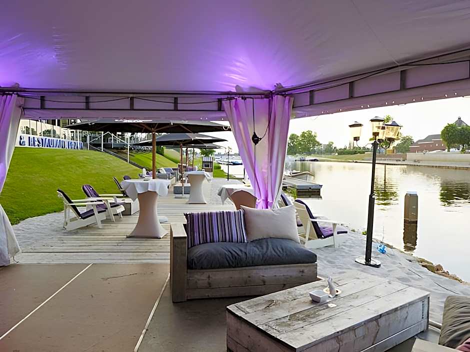 De Zon Hotel & Restaurant by Flow