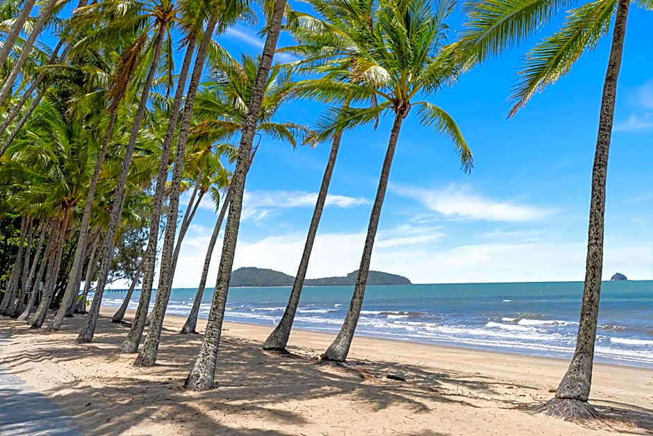 Alamanda Palm Cove Resort by Lancemore