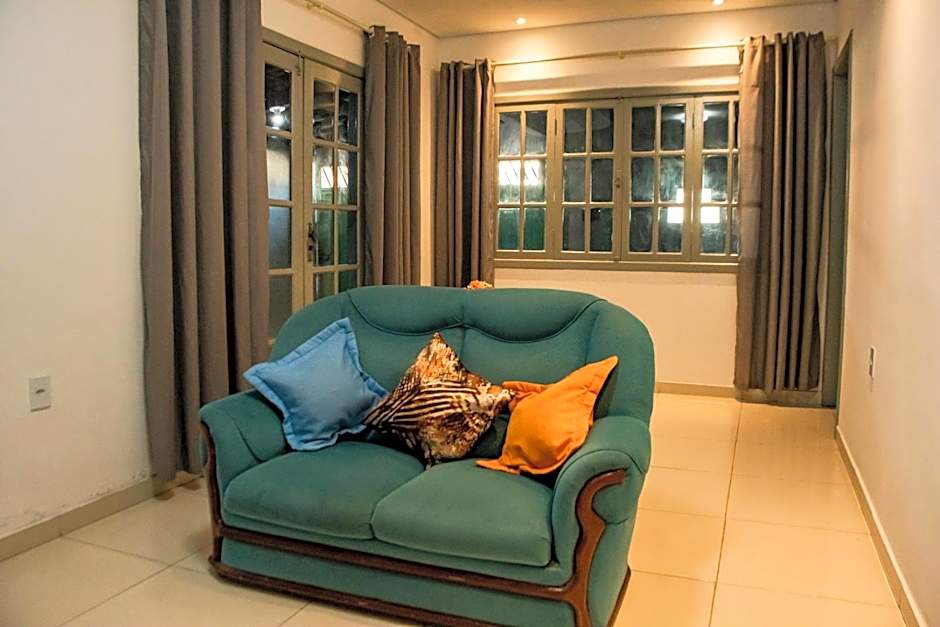 Casa c otima localizacao em Teixeira de Freitas-BA