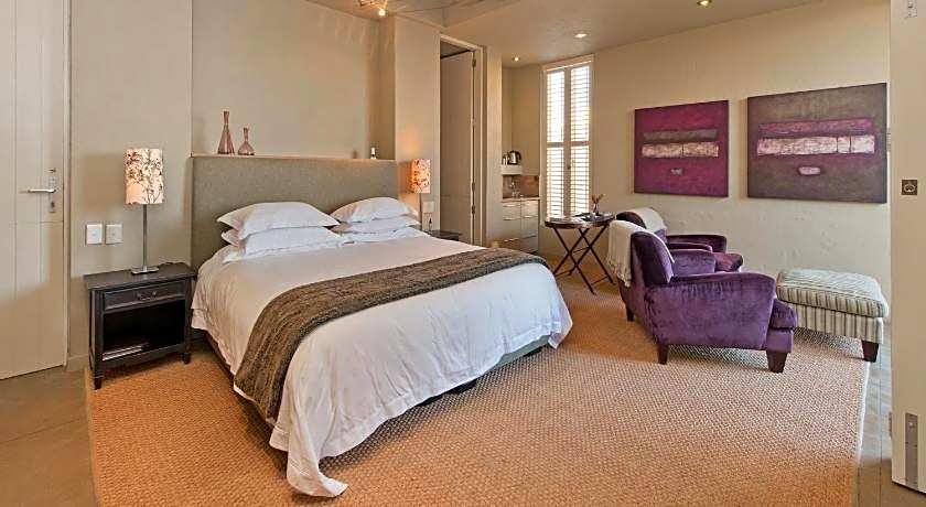 Mosselberg On Grotto Beach Boutique Villa