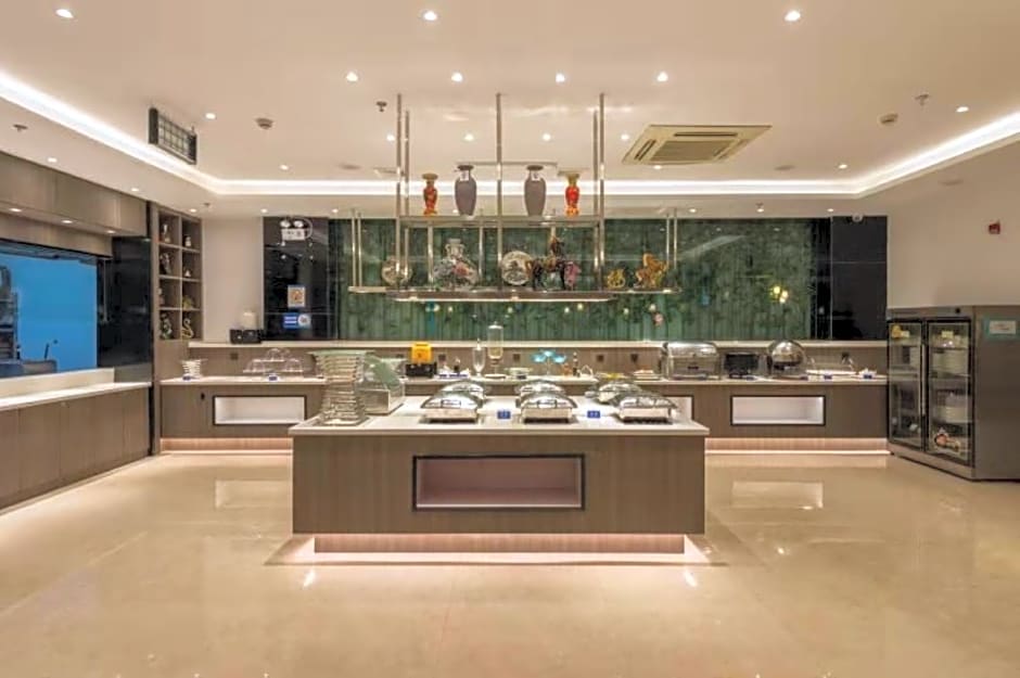 Hanting Hotel Haining Haichang Road Railway Station