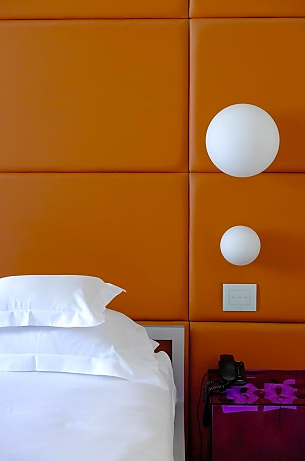 Petronilla - Hotel In Bergamo