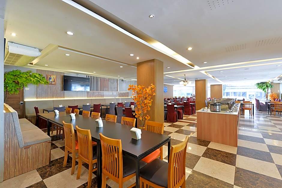 Three Seasons Bangkok