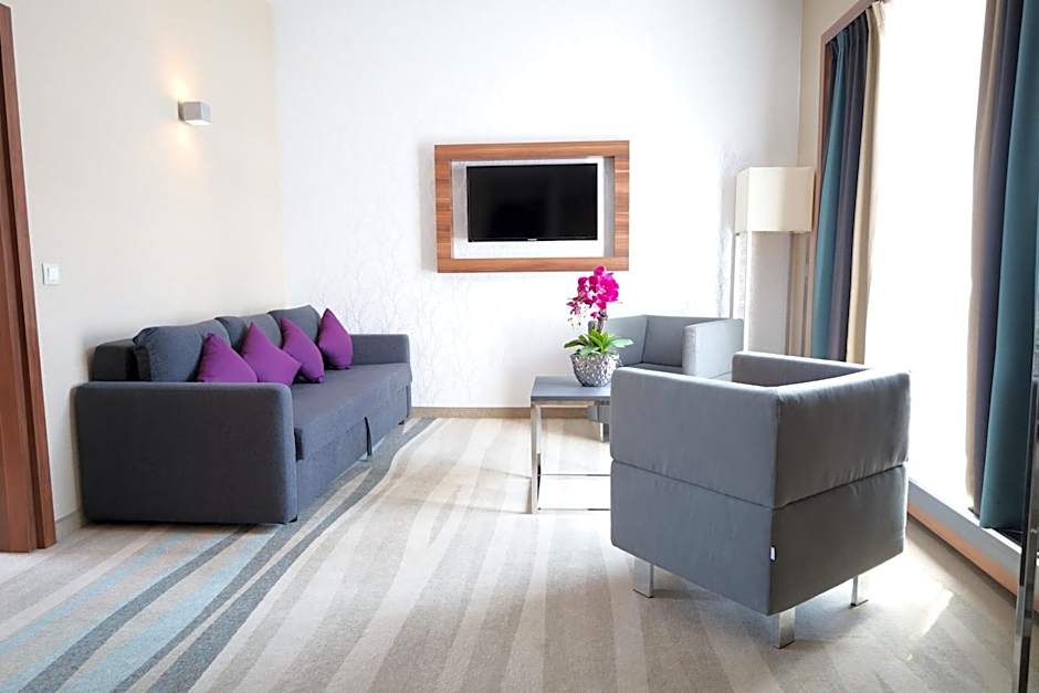 Warsaw Plaza Hotel