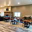 Cobblestone Inn and Suites Sheldon