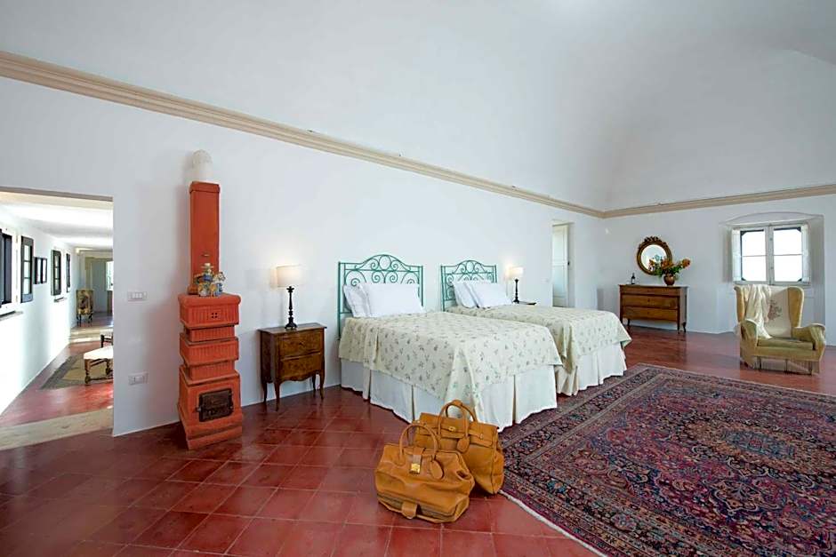 Castello di Casamassella - Marea Stays Collection