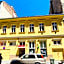 Easy Star Hotel