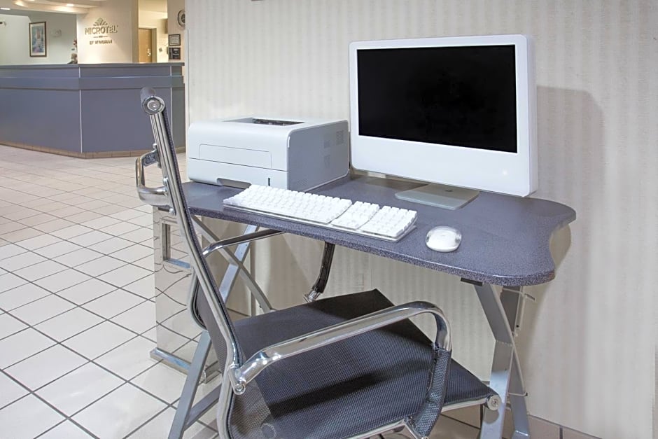 Microtel Inn by Wyndham Janesville