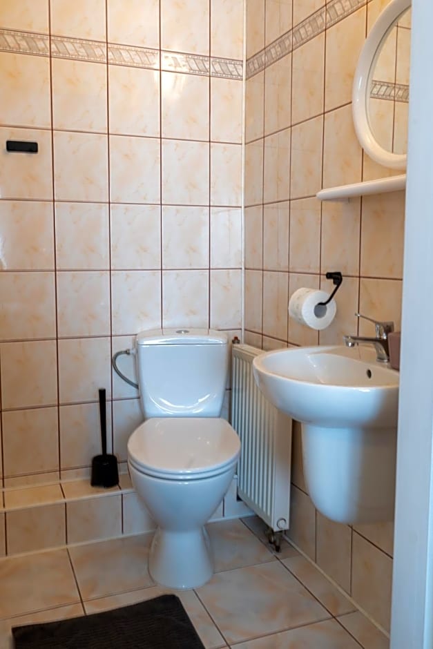 Gościniec Skolimówka Restauracja i pokoje ze śniadaniem na Kaszubach