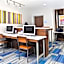 Holiday Inn Express & Suites - Siloam Springs By IHG