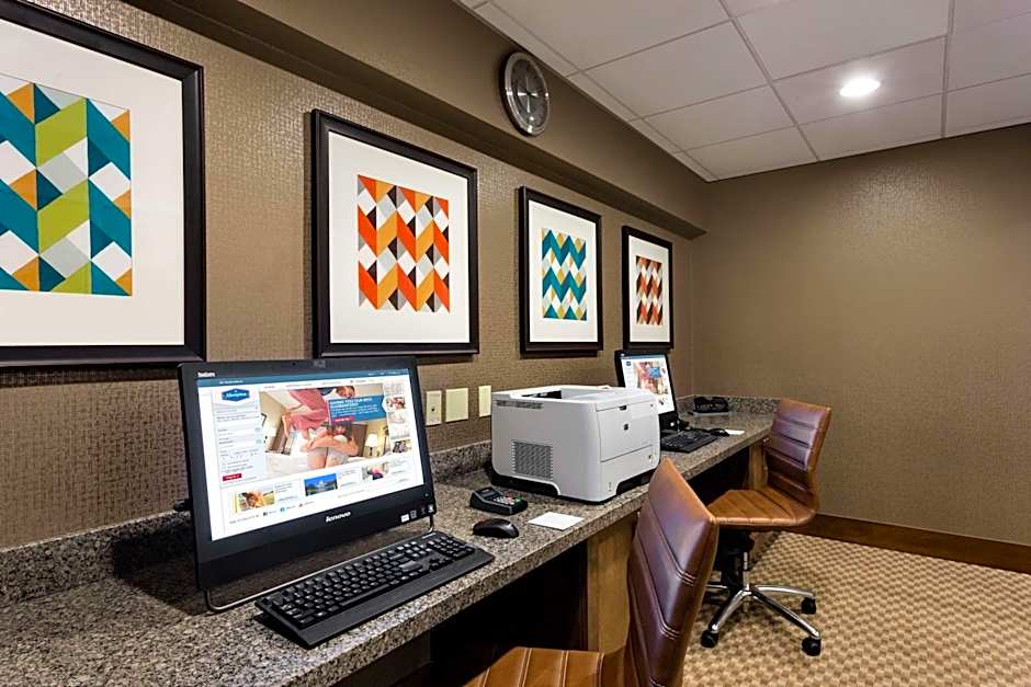 Hampton Inn By Hilton And Suites Clayton/St Louis-Galleria Area
