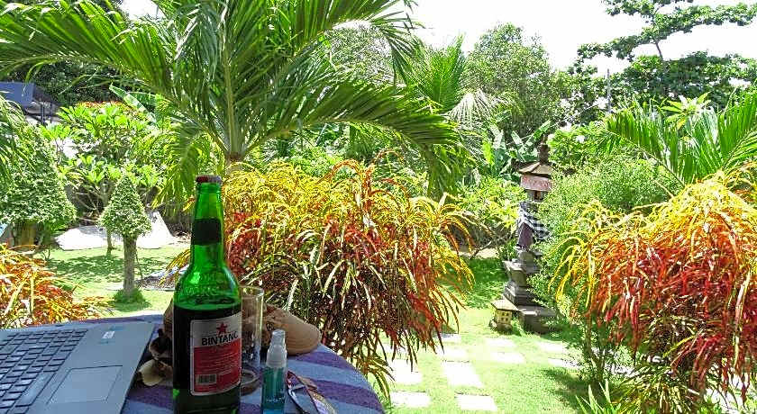 Perdana Homestay Lembongan