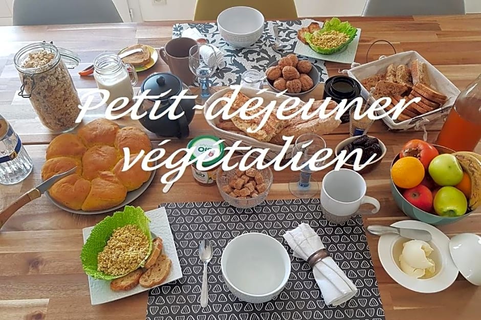Chambres d'Hôtes et Table d'Hôte Vegan Les Jardins de la Meyne