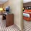Delta Hotels by Marriott Utica