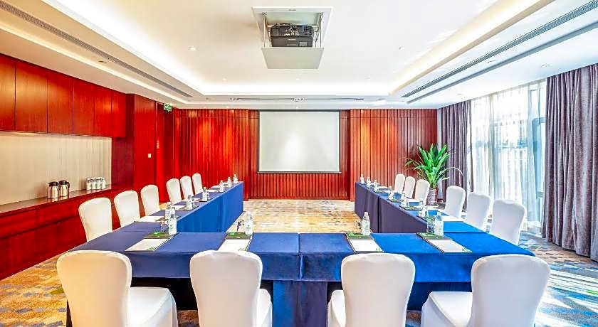 Holiday Inn NEIJIANG RIVERSIDE By IHG