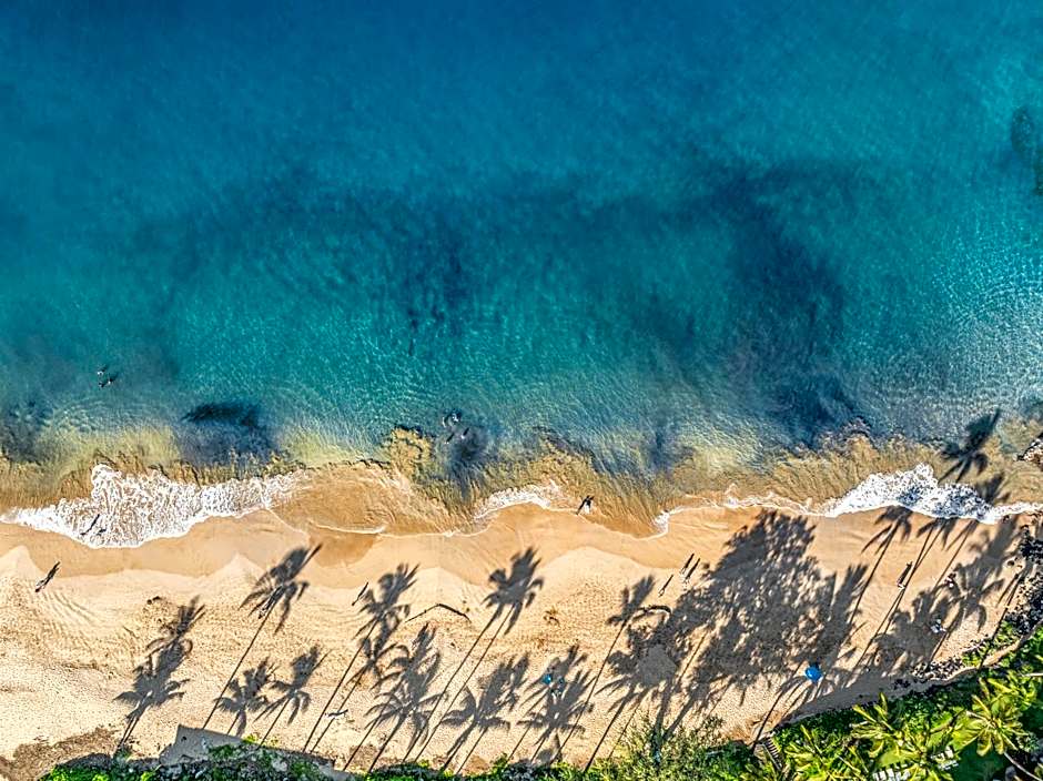 Central Kihei Gem! 3-Min Walk to the Beach & Shops