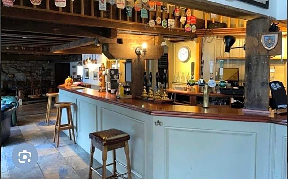 The Coldstreamer Inn