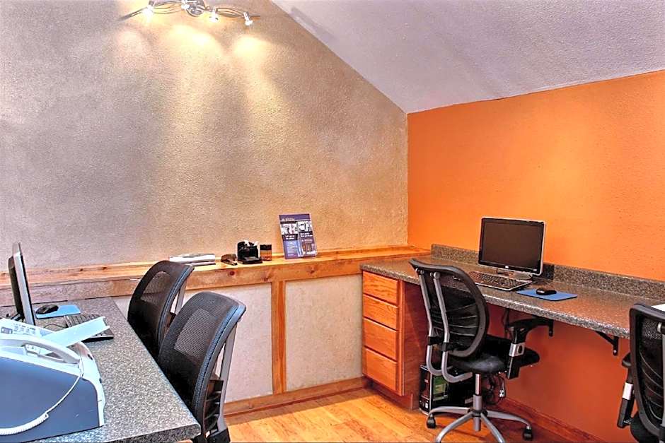 Comfort Inn & Suites Morton - Peoria