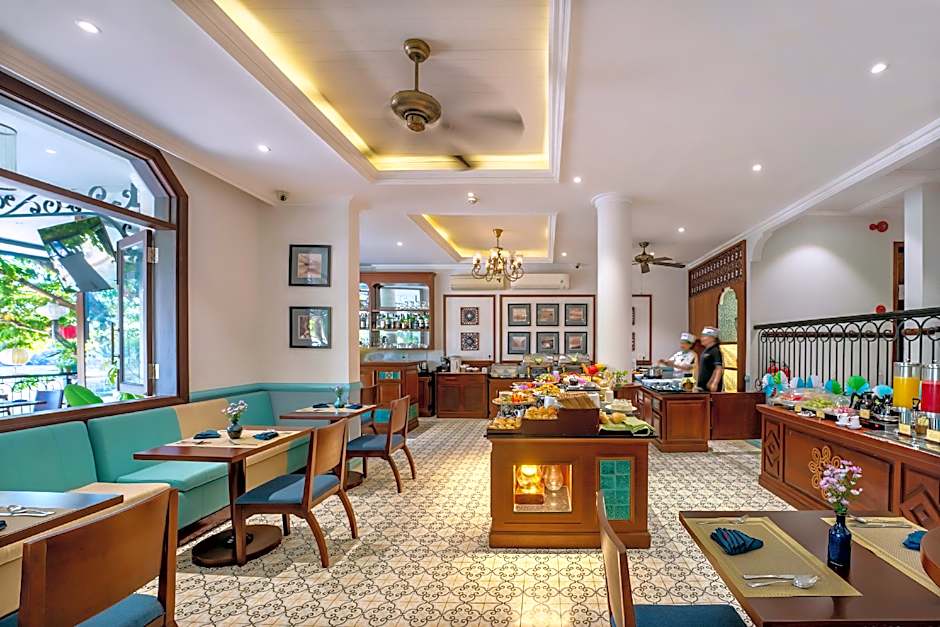 Lantana Boutique Hoi An Hotel