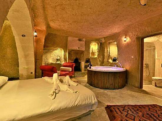 Cappadocia Eagle Cave Inn