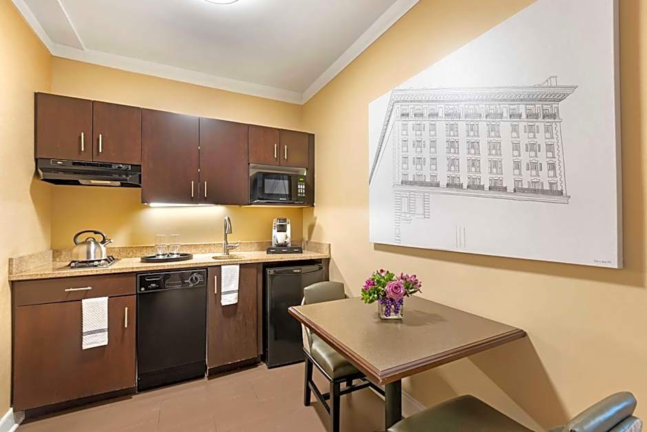 Best Western Plus Hawthorne Terrace Hotel