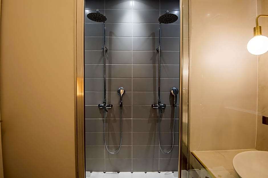 Les Suites Faidherbe