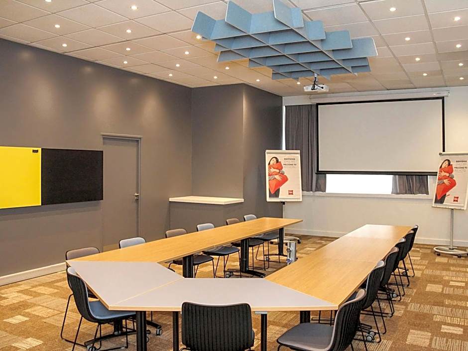 ibis Lyon Gerland MusÃ©e des Confluences