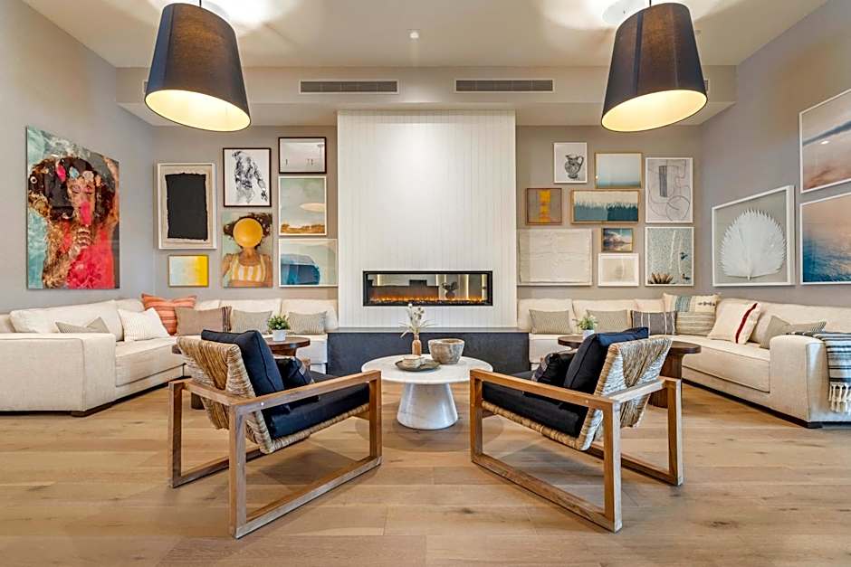 Cambria Hotel Calabasas - Malibu