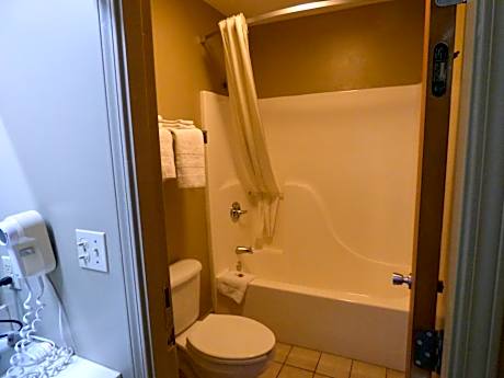 Double Room with Two Double Beds - Smoking