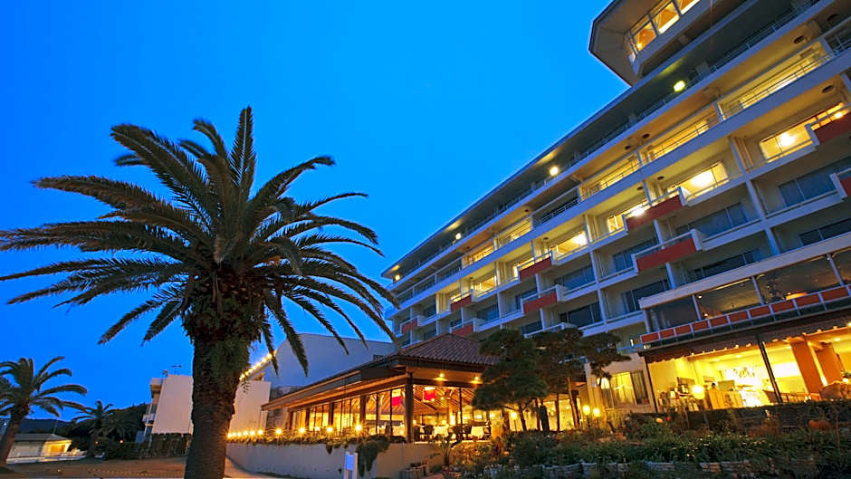 Kamogawa Grand Hotel