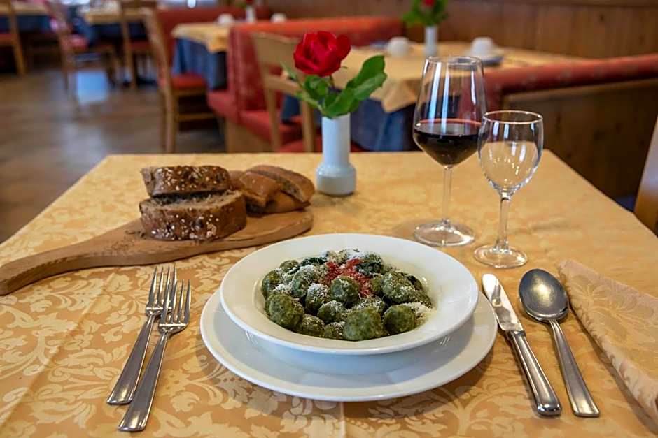 Hotel Chalet Genziana