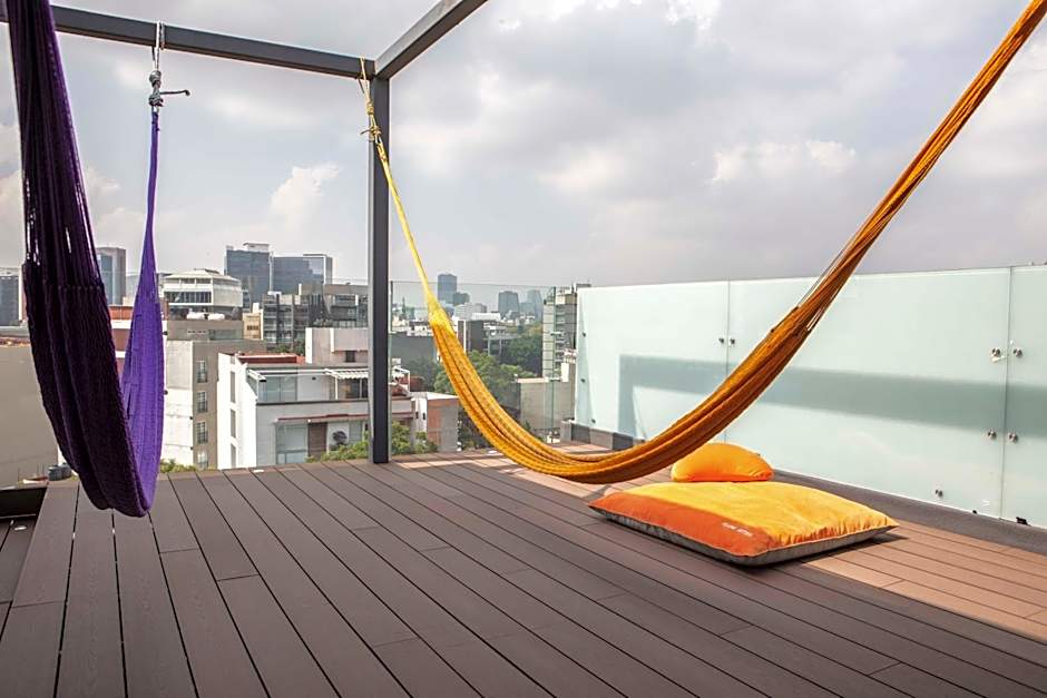 FlowSuites WTC