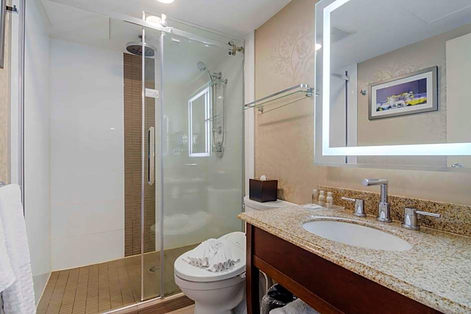 Best Western Premier Chateau Granville Hotel & Suites & Conference Centre