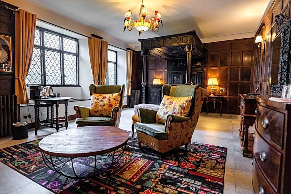 The Manor Country House Hotel