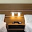 Holiday Inn Express & Suites - San Jose Silicon Valley By IHG