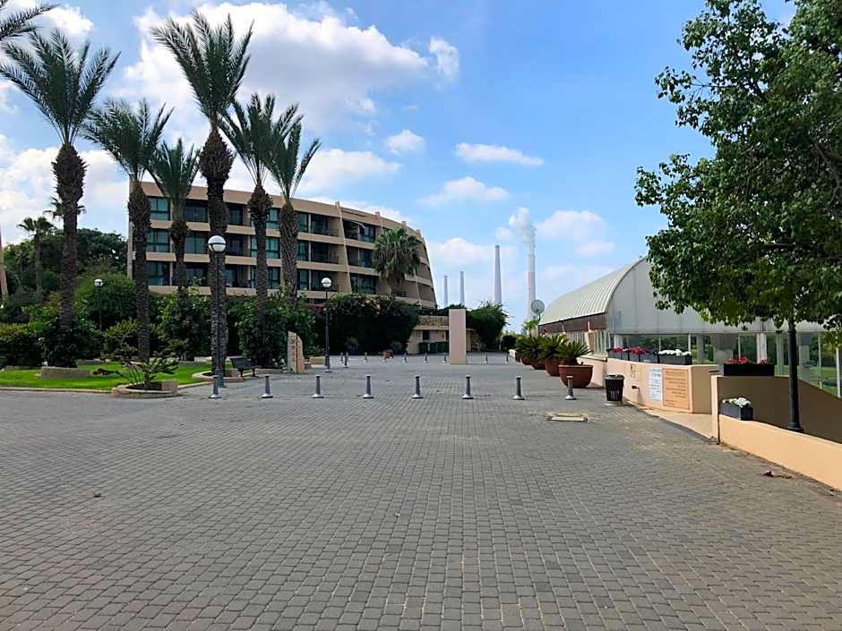 Suite Caesar - Neot Golf