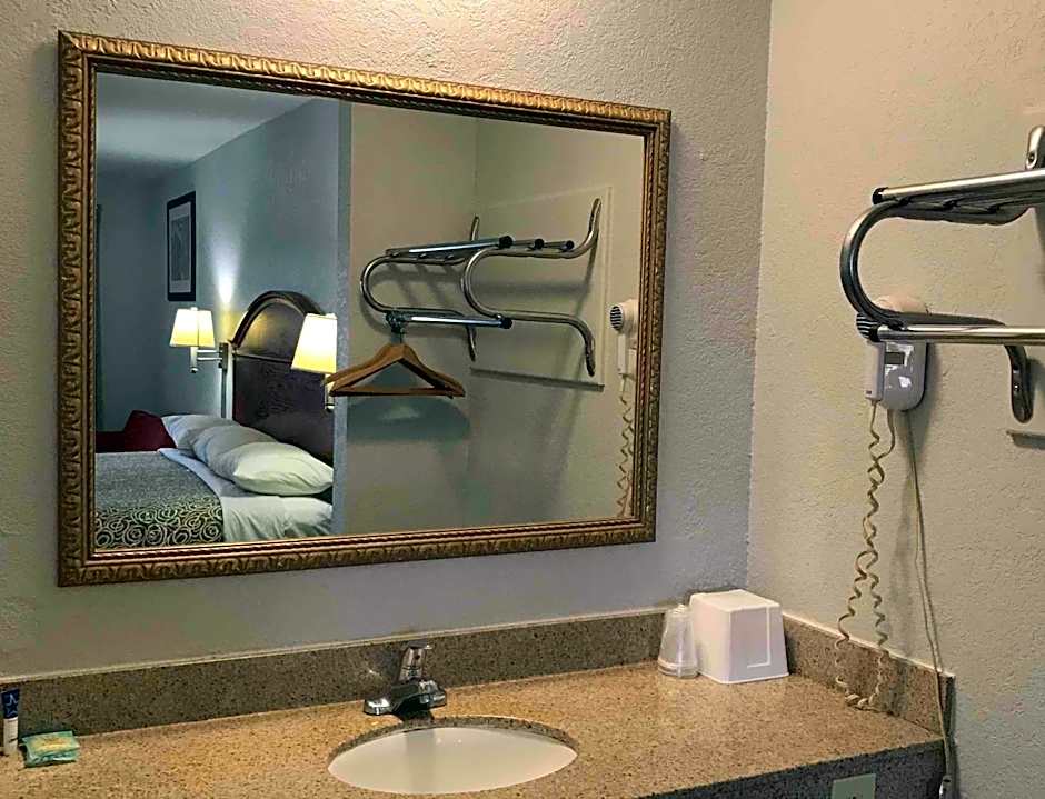 Walnut Inn - Checotah