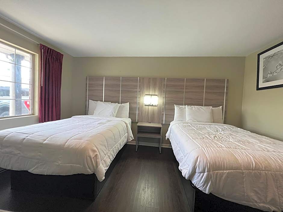 Travelodge by Wyndham Santee