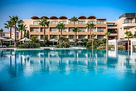 Avra Imperial Hotel